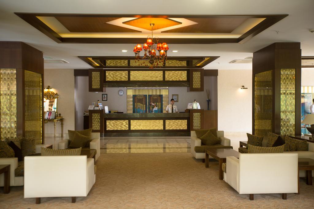 Dosi Hotel Side Exterior photo